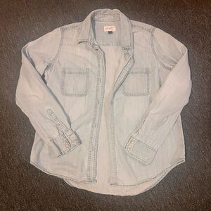 Universal Thread Soft Blue Denim Top